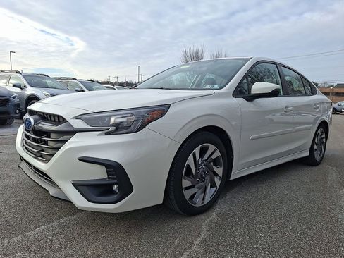 Certified 2023 Subaru Legacy Limited image 4