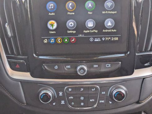 Used 2021 Chevrolet Traverse RS w/ LPO, Floor Liner Package image 21