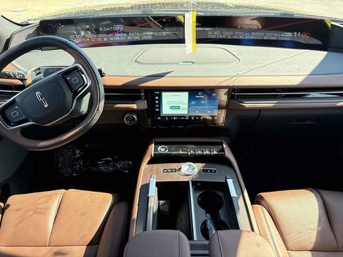 New 2026 Lincoln Navigator L Reserve image 15