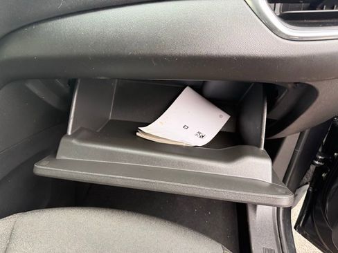 Used 2020 Chevrolet Equinox LT w/ Driver Convenience Package image 27