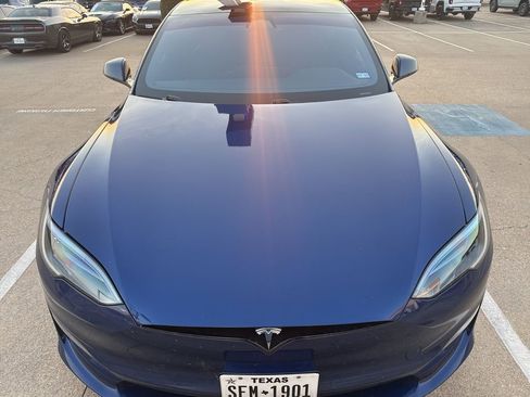 Used 2023 Tesla Model S Standard Range image 2