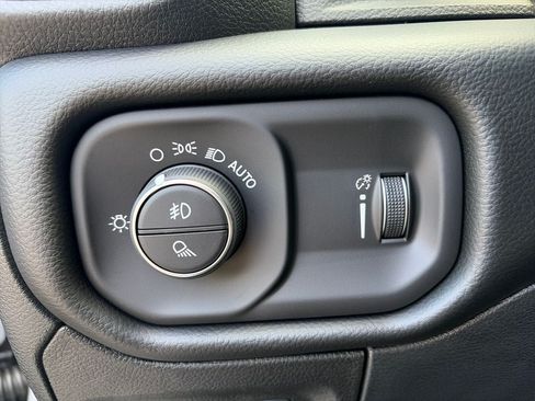 New 2027 RAM 1500 4x4 Crew Cab image 21