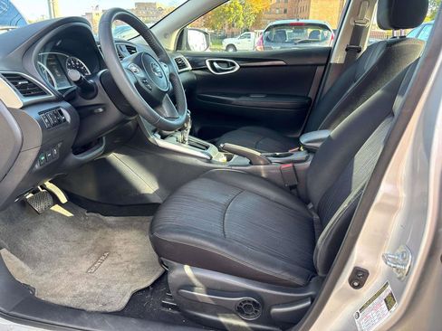 Used 2017 Nissan Sentra SV image 6