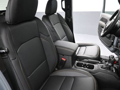 New 2026 Jeep Gladiator Sport AWD/4WD image 25