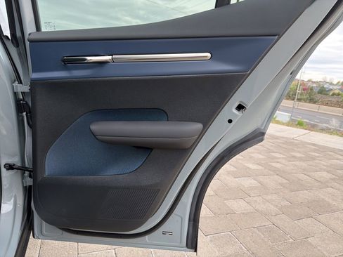 New 2026 Volvo EX30 Plus w/ Climate Package image 23