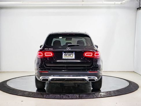 Certified 2022 Mercedes-Benz GLC 300 image 3