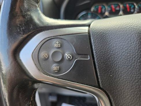Used 2018 Chevrolet Silverado 1500 LT AWD/4WD image 33