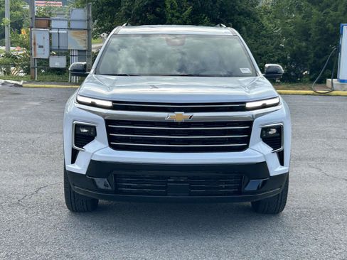 New 2026 Chevrolet Traverse High Country AWD/4WD image 2