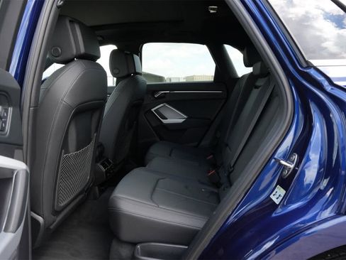 Used 2025 Audi Q3 2.0T Premium image 19