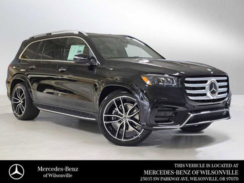New 2026 Mercedes-Benz GLS 580 4MATIC image 1