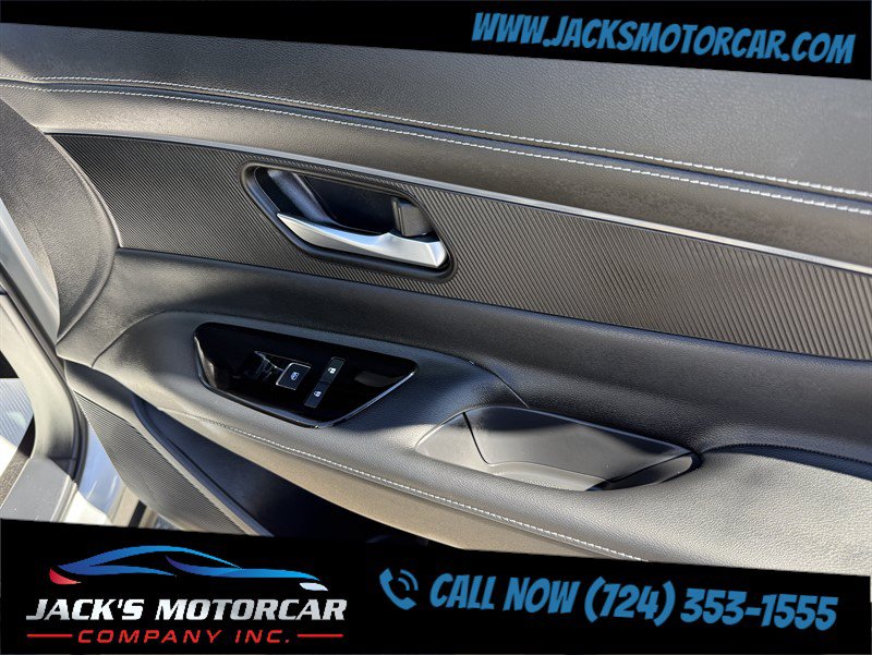 Used 2025 Nissan Murano SV AWD/4WD image 33
