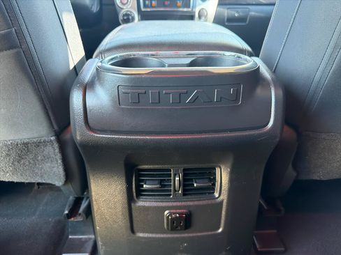 Used 2017 Nissan Titan SV AWD/4WD image 22