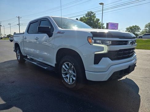 Used 2024 Chevrolet Silverado 1500 RST AWD/4WD image 3