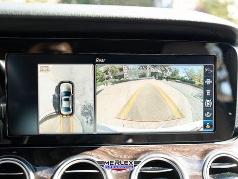 Used 2019 Mercedes-Benz E 300 w/ Premium 1 Package image 32