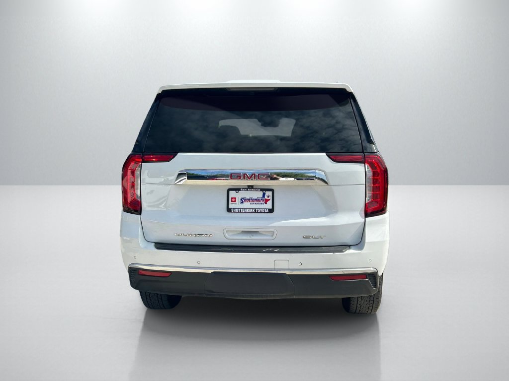 Used 2023 GMC Yukon XL SLT AWD/4WD image 6