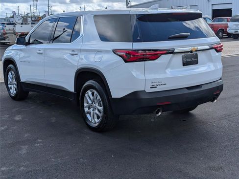 Used 2024 Chevrolet Traverse LS w/ Safety Package FWD image 6
