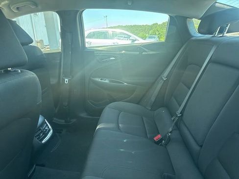 Used 2023 Chevrolet Malibu LT w/ Driver Confidence Package FWD image 7