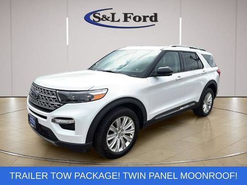 Certified 2022 Ford Explorer Limited AWD/4WD image 1