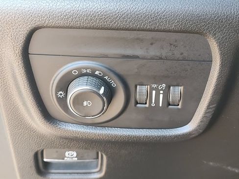 Certified 2021 Jeep Grand Cherokee L Limited AWD/4WD image 22