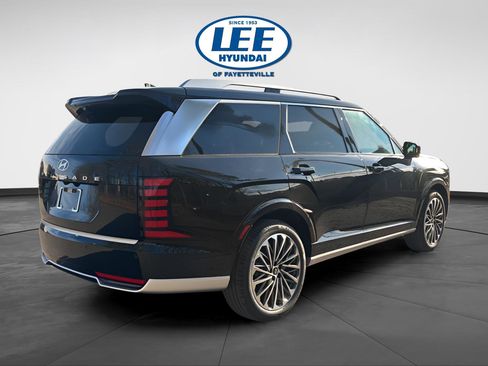 New 2026 Hyundai Palisade Calligraphy FWD image 7