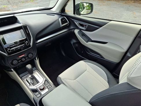 Certified 2023 Subaru Forester Premium AWD/4WD image 20