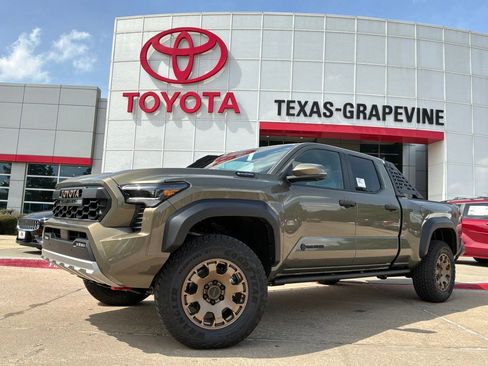 New 2026 Toyota Tacoma 4x4 Double Cab Hybrid image 2