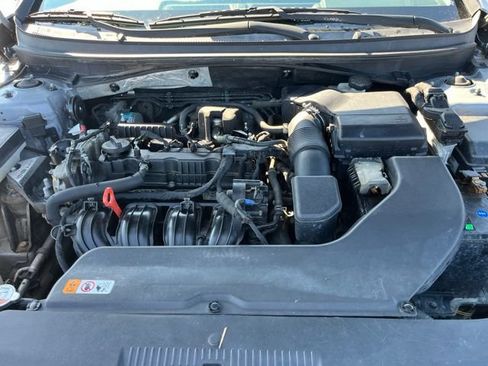 Used 2017 Hyundai Sonata SE FWD image 34