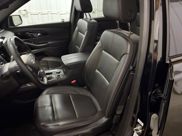 Used 2023 Chevrolet Traverse RS AWD/4WD image 37