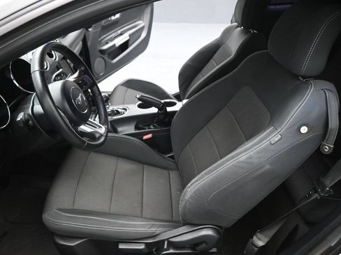 Certified 2017 Ford Mustang Coupe RWD image 10
