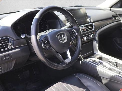 Used 2018 Honda Accord EX-L image 10