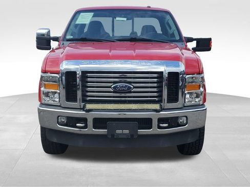 Used 2010 Ford F250 XLT AWD/4WD image 2