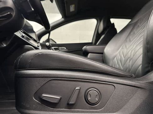 Used 2025 Kia Sportage X-Line AWD/4WD image 27