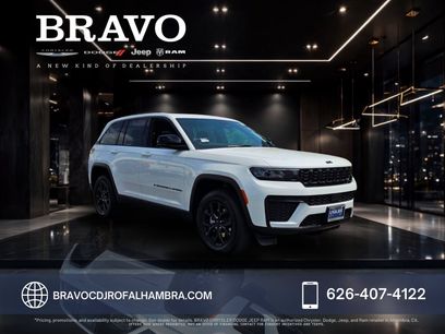 New 2026 Jeep Grand Cherokee Altitude