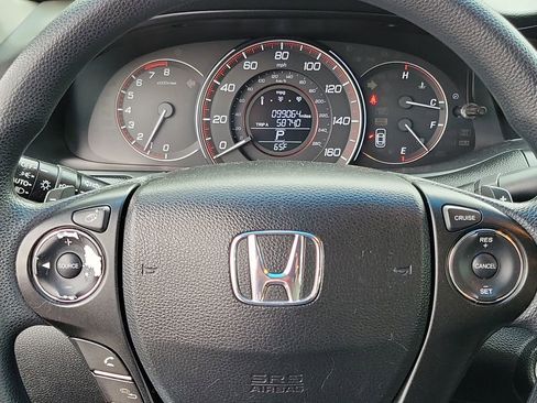Used 2013 Honda Accord EX image 6