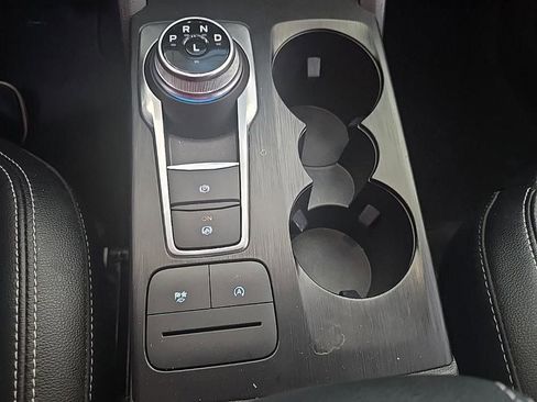 Used 2022 Ford Escape SEL image 22