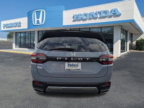 New 2026 Honda Pilot EX-L image 5