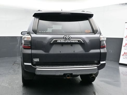 Used 2019 Toyota 4Runner TRD Off-Road Premium image 7