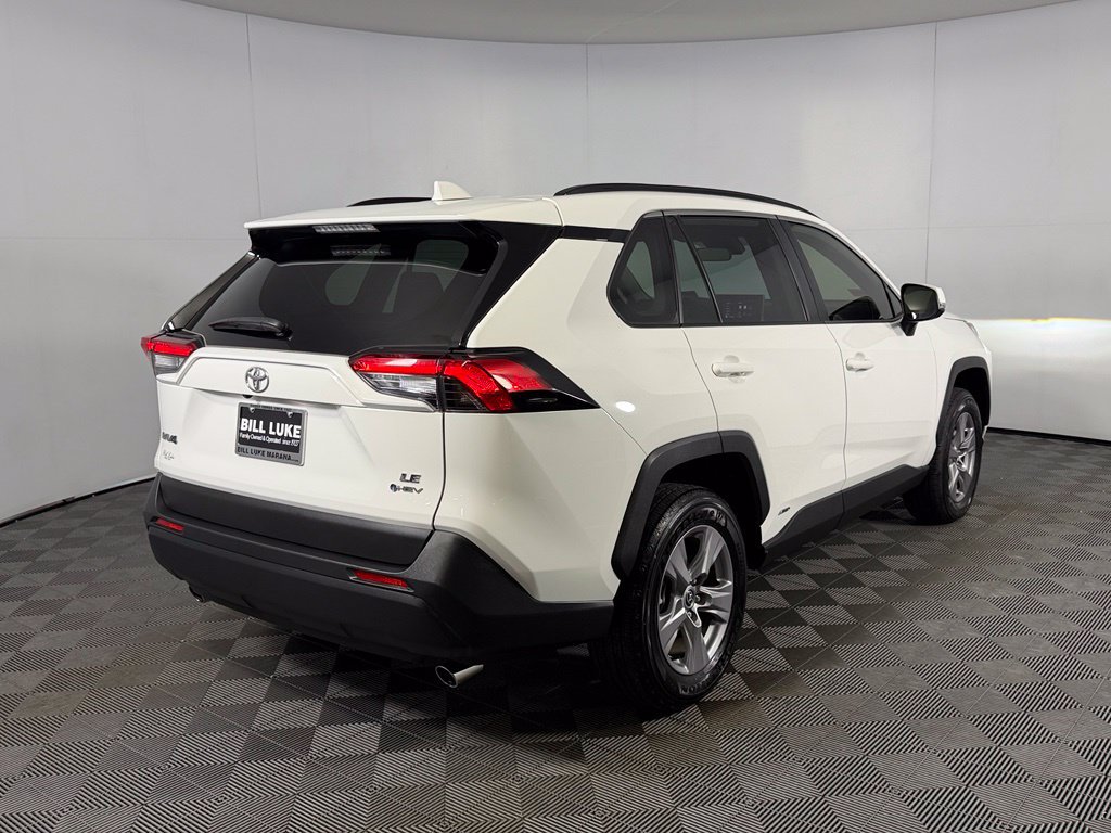 Used 2025 Toyota RAV4 LE AWD/4WD image 7
