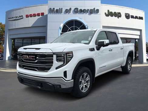 Used 2025 GMC Sierra 1500 SLT AWD/4WD image 1