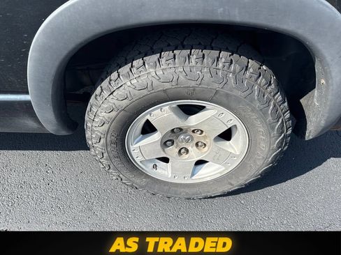 Used 2005 Dodge Ram 1500 Truck SLT RWD image 18