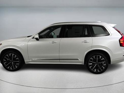 Used 2026 Volvo XC90 B6 Plus w/ Protection Package Premier AWD/4WD image 7