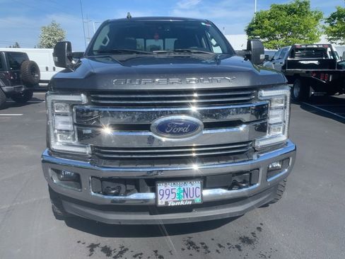 Used 2019 Ford F350 Lariat w/ Lariat Ultimate Package AWD/4WD image 5