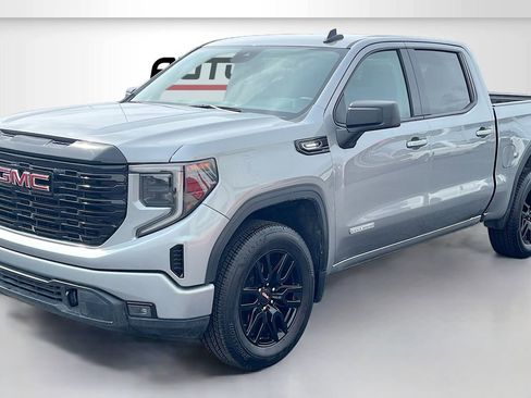Used 2025 GMC Sierra 1500 Elevation image 3