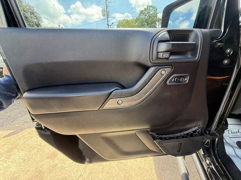 Used 2017 Jeep Wrangler Unlimited Sport w/ Quick Order Package 24S AWD/4WD image 20