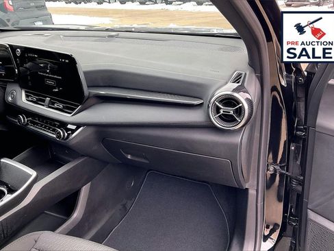 Used 2025 Chevrolet Equinox LT image 16