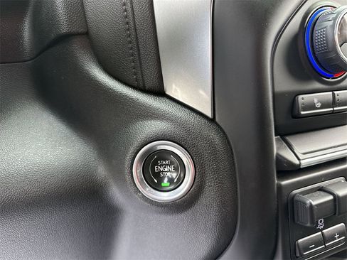 Used 2022 Chevrolet Silverado 1500 RST image 18