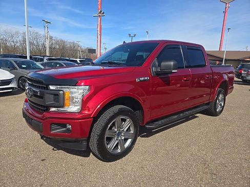 Used 2019 Ford F150 XLT w/ Equipment Group 302A Luxury AWD/4WD image 3