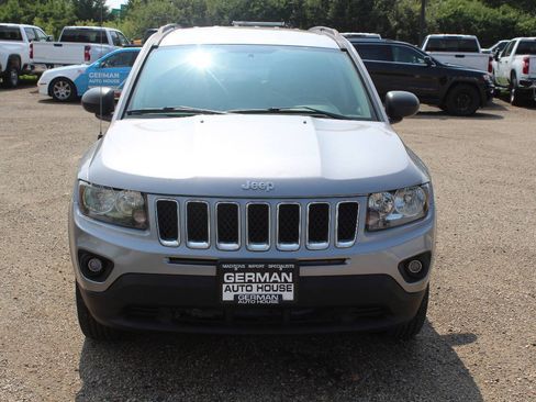 Used 2017 Jeep Compass Sport w/ Power Value Group AWD/4WD image 2