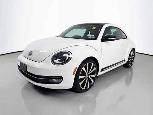 Used 2012 Volkswagen Beetle 2.0T FWD image 3