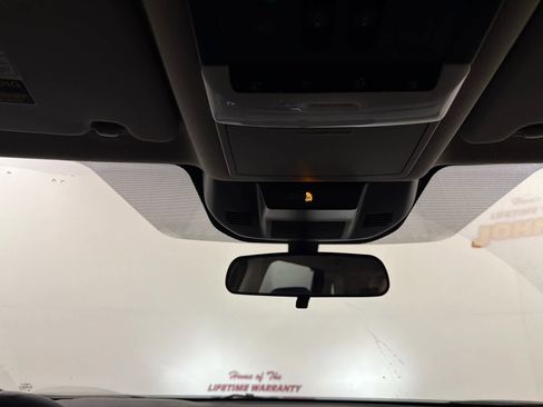 Used 2025 Nissan Rogue SV w/ SV Premium Package image 20